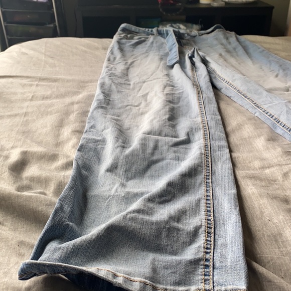 Jeans - Picture 2 of 3